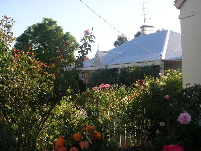 10 GEORGIANA STREET, York WA 6302