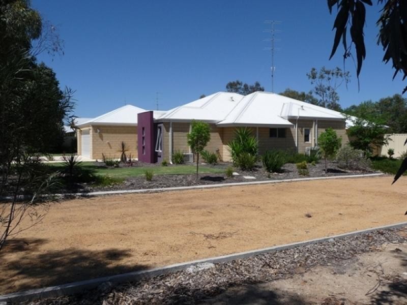 21 Bland Road, York WA 6302