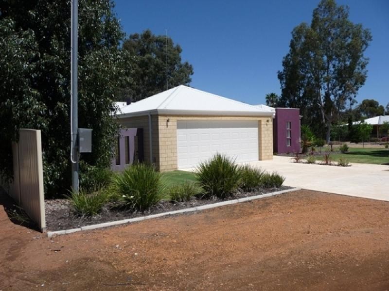 21 Bland Road, York WA 6302