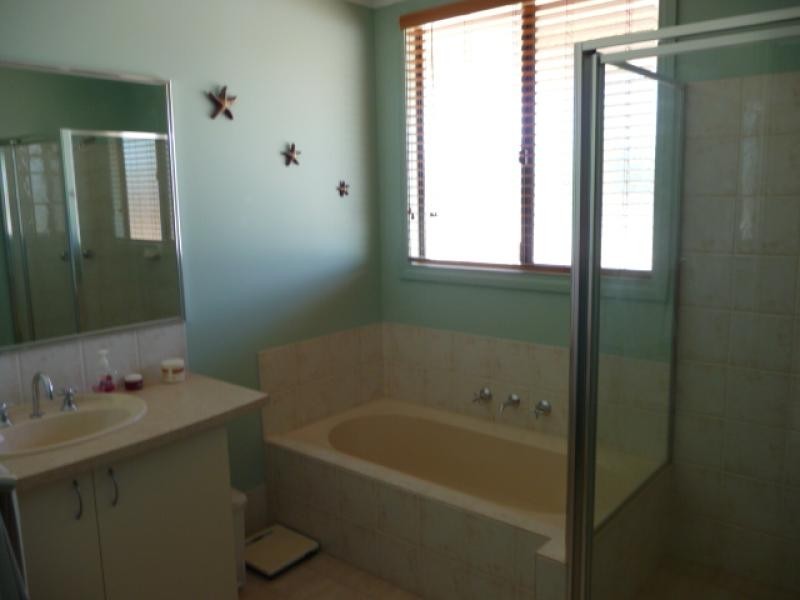 9 Lightly Place, York WA 6302