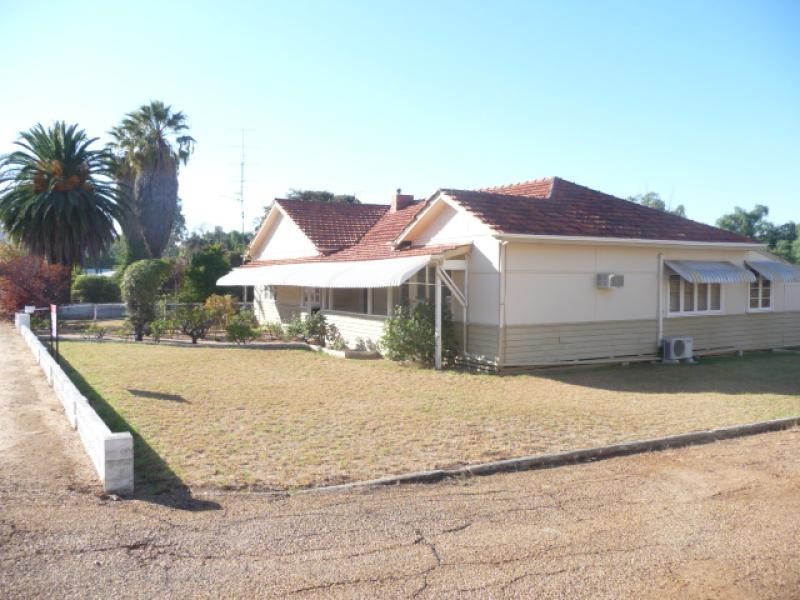 43 Macartney Street, York WA 6302