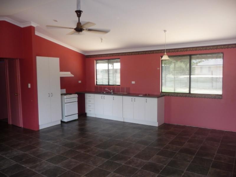 1 Railway Street, Beverley WA 6304