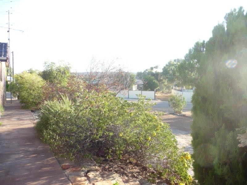 2 Scott Street, York WA 6302