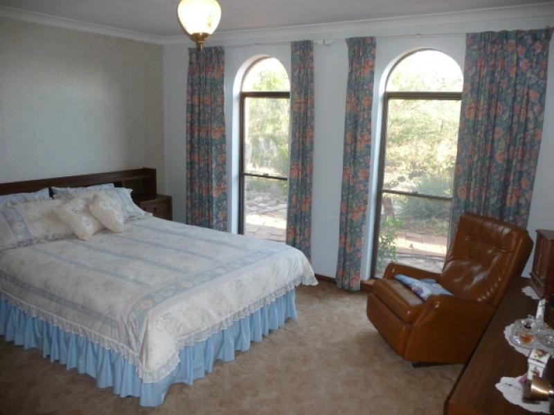 2 Scott Street, York WA 6302