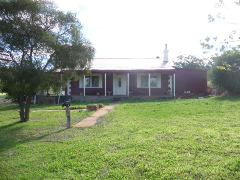 35 Prunster Road, York WA 6302