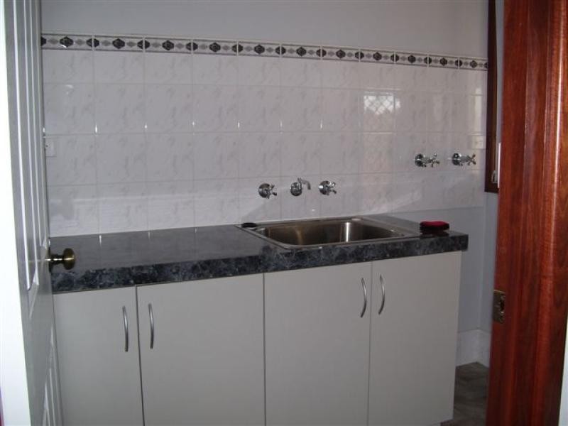 10 Lukin Street, Beverley WA 6304