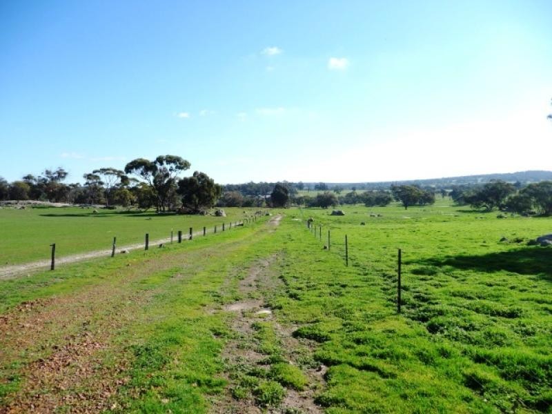 10449 Talbot West Road, York WA 6302