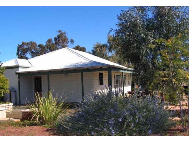 12 Hope Street, York WA 6302