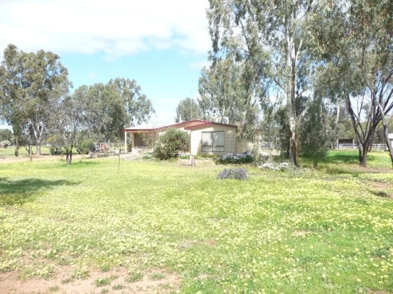58 A Carter Road, York WA 6302