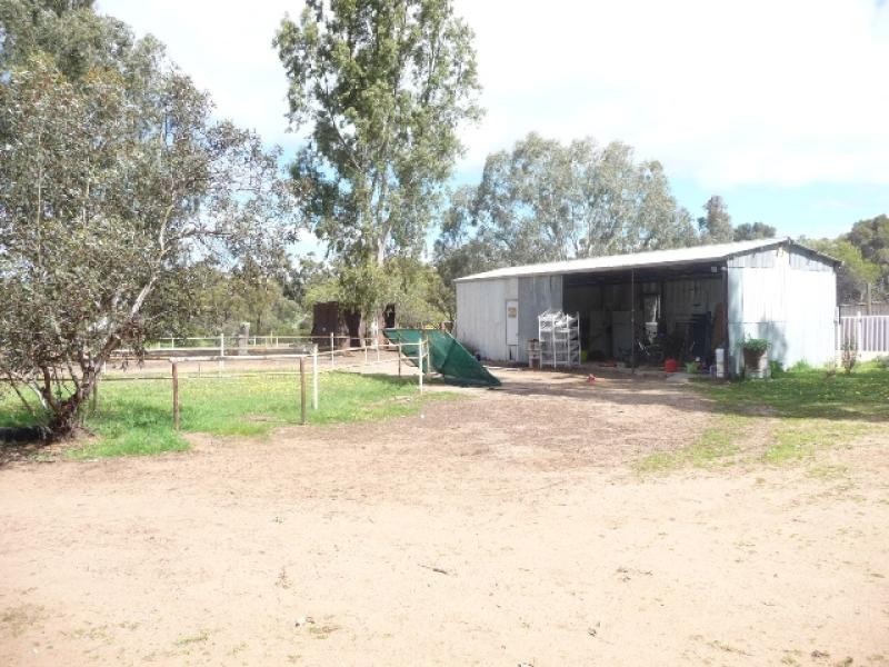 58 A Carter Road, York WA 6302