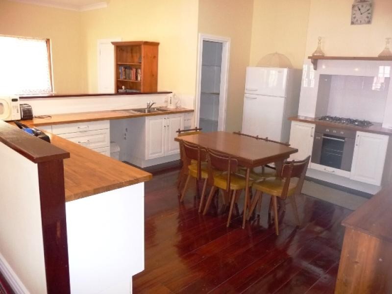 10 Chamberlin Street, York WA 6302