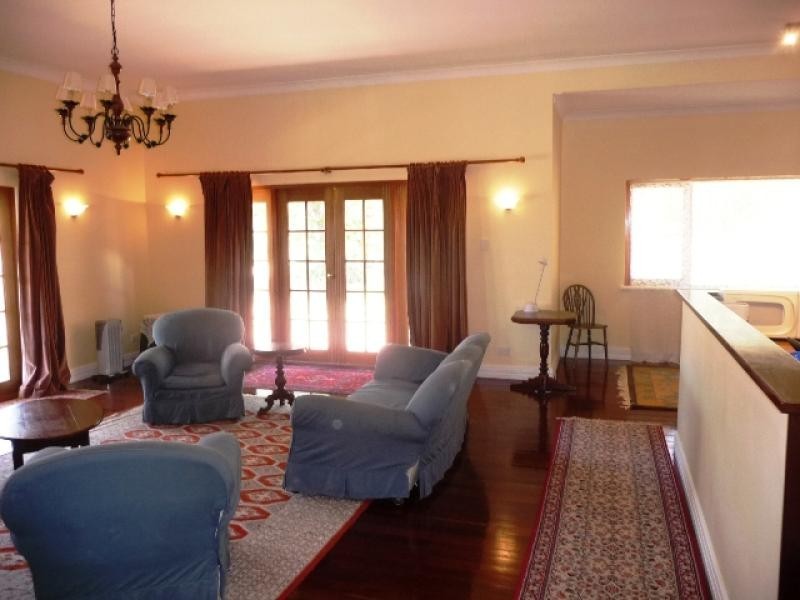 10 Chamberlin Street, York WA 6302