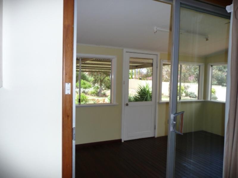 12 View Street, York WA 6302