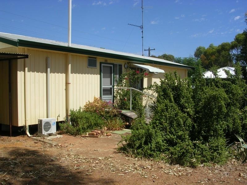 18 New Street, York WA 6302