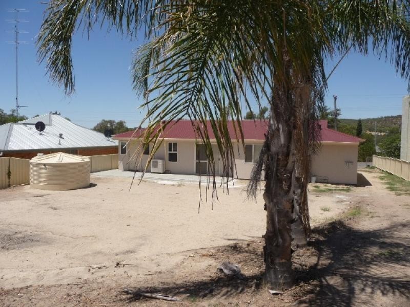 51 Grey Street, York WA 6302