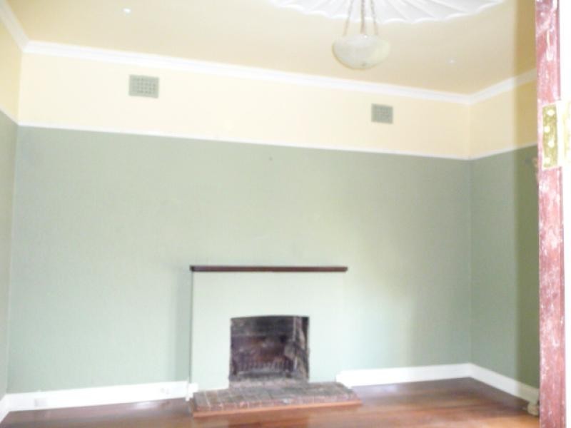 68 MaCartney Street, York WA 6302