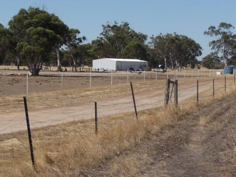 133 Sheahan Road, Beverley WA 6304