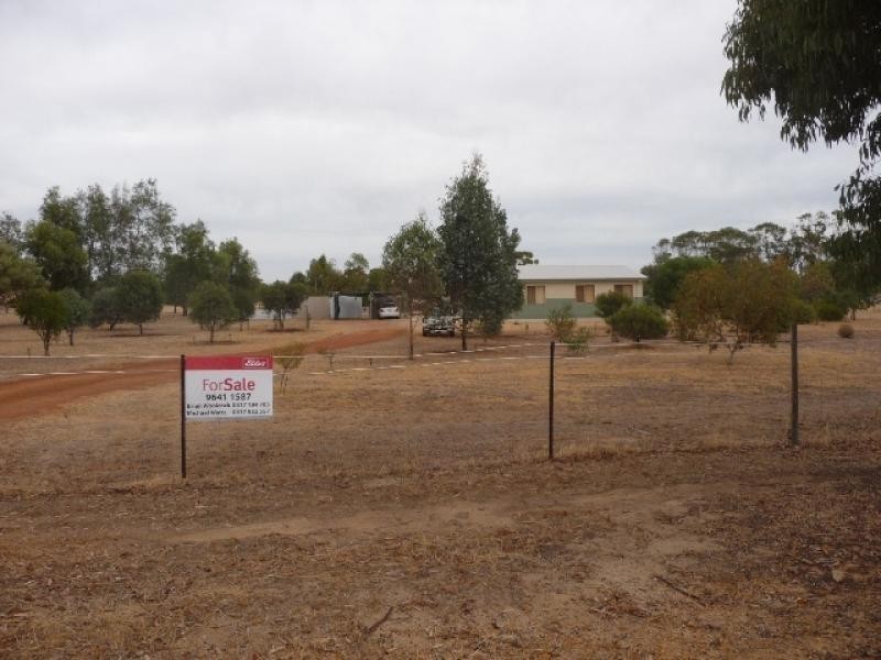 23 Lukin Street, Beverley WA 6304