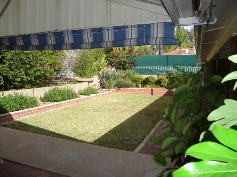 13 Maud Street, York WA 6302