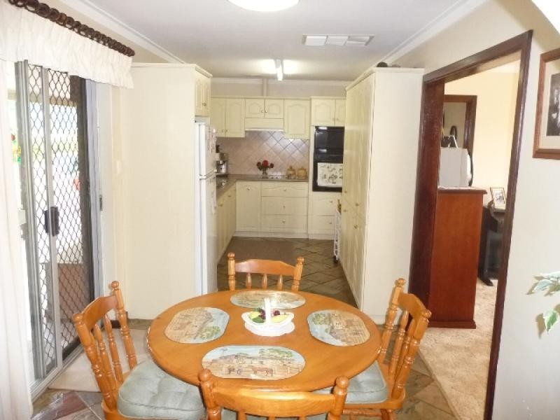 13 Maud Street, York WA 6302