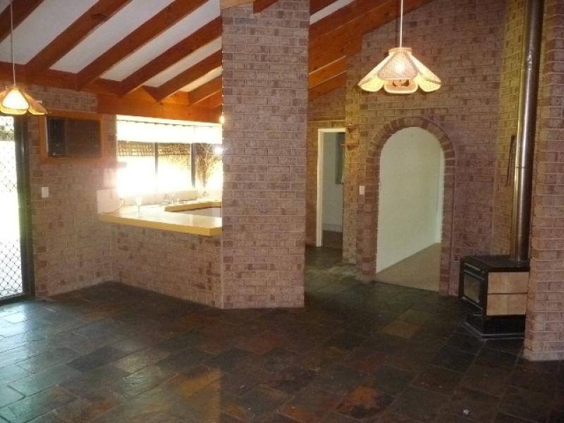 38 Suburban Road, York WA 6302