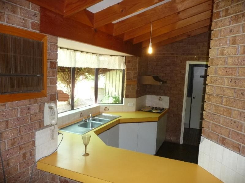 38 Suburban Road, York WA 6302