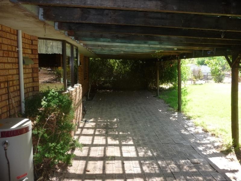 38 Suburban Road, York WA 6302