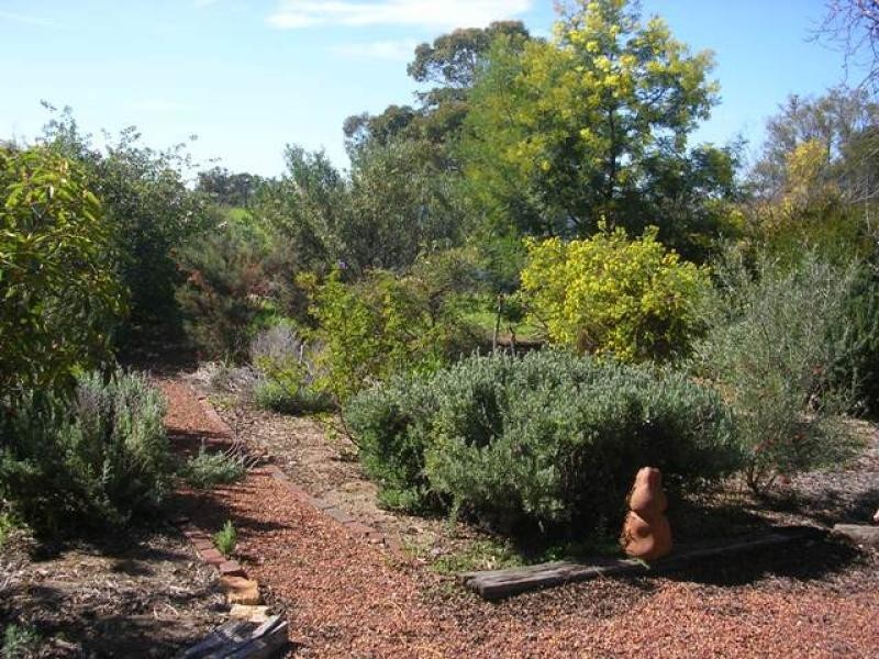 10 Scarpia Street, York WA 6302