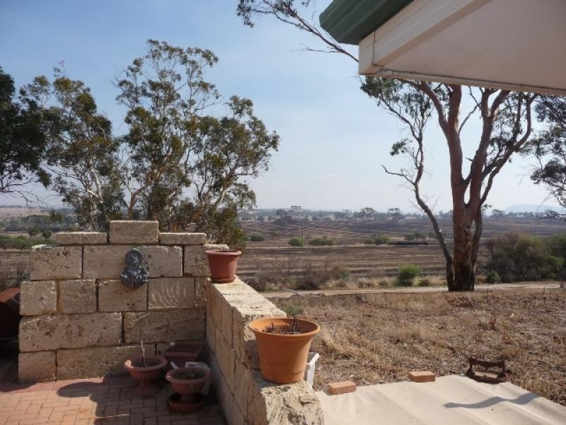 6 Marwick Road, York WA 6302