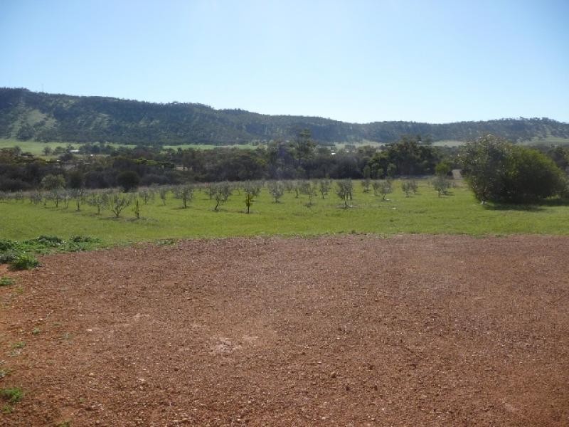 15 Foreman Road, York WA 6302