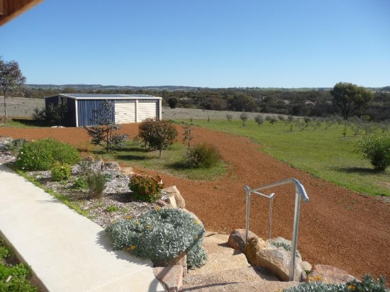 15 Foreman Road, York WA 6302