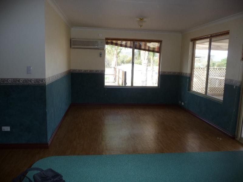 44 Alfred Street, York WA 6302