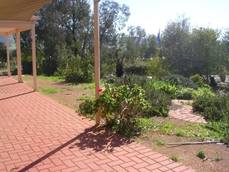 24 Bouverie Road, York WA 6302