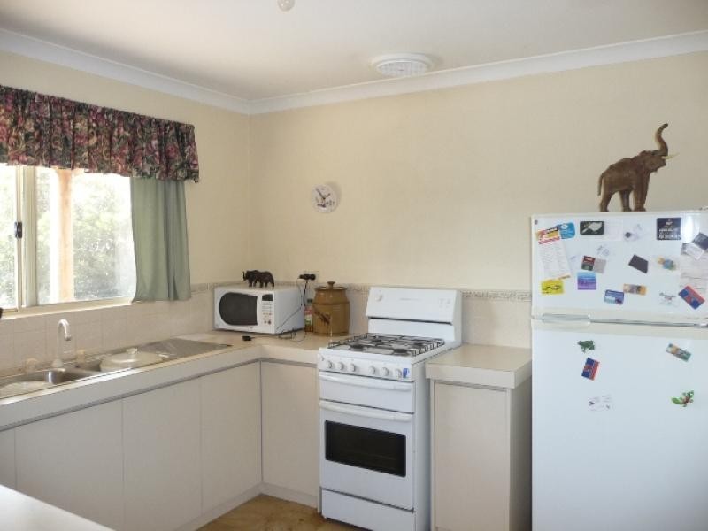 50 Tenth Road, York WA 6302