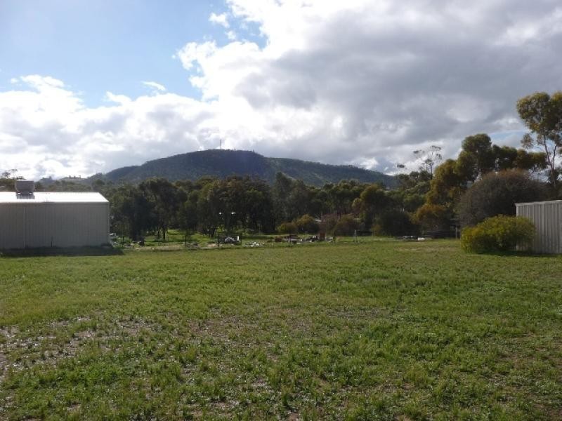 50 Tenth Road, York WA 6302