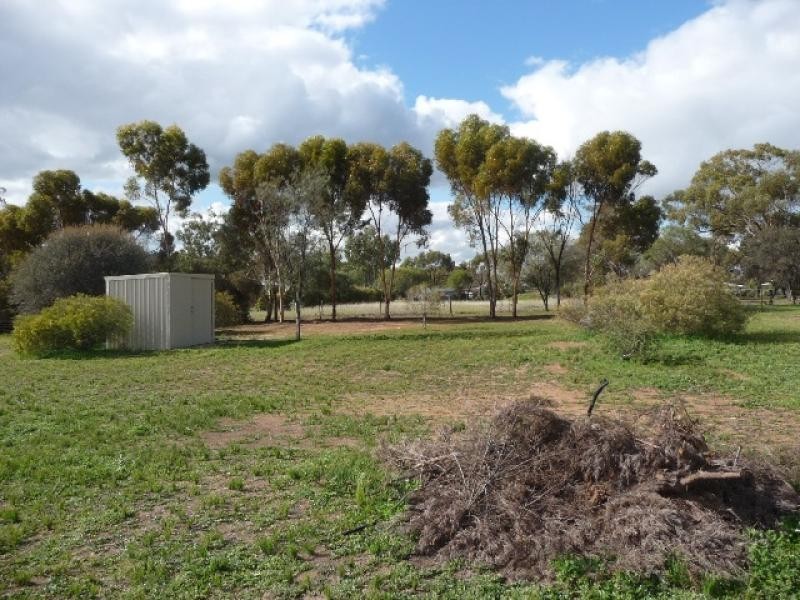 50 Tenth Road, York WA 6302