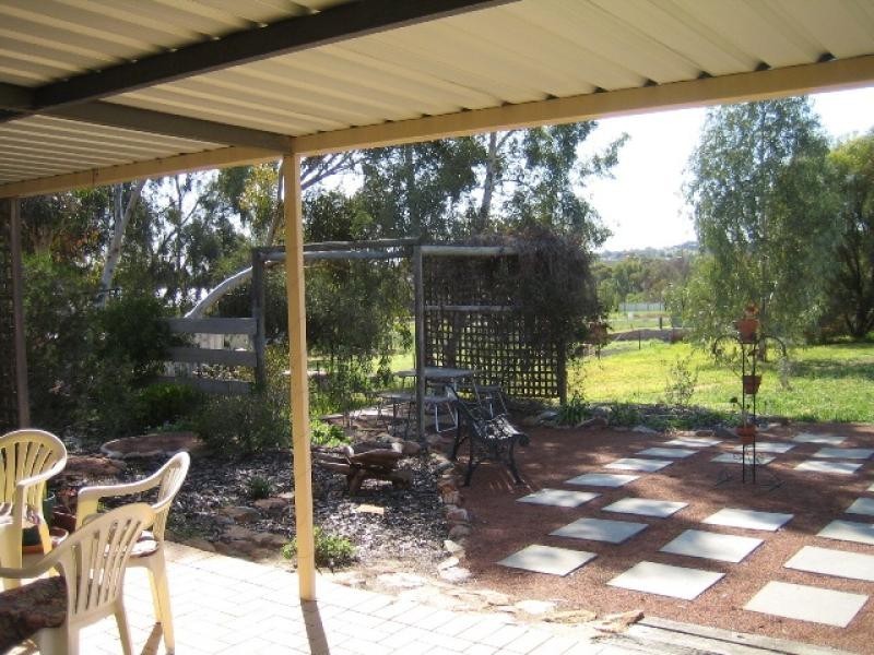 34 Alfred Street, York WA 6302