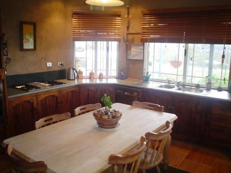 6 Steere Road, York WA 6302