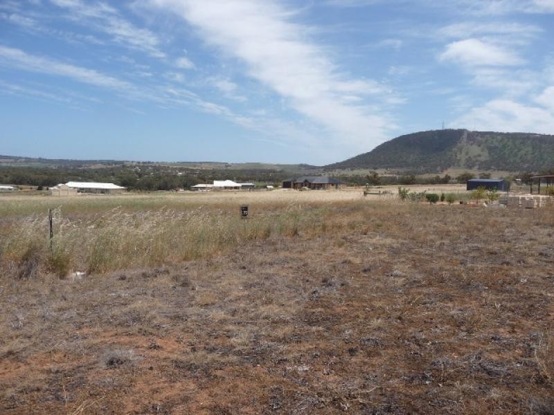 57 Andrews Avenue, York WA 6302