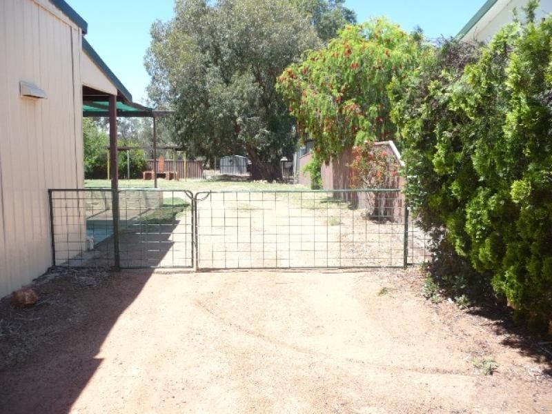 264 Avon Terrace, York WA 6302