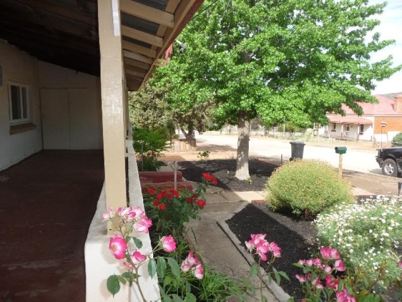 10 Scarpia Street, York WA 6302