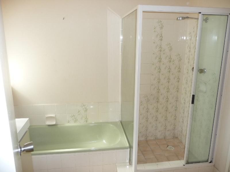 38 Suburban Road, York WA 6302