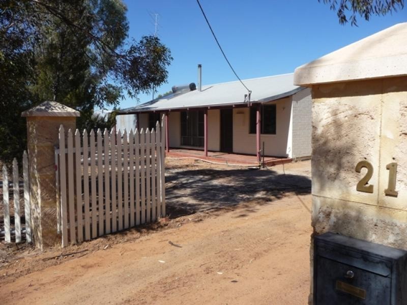 21 Bland Street, York WA 6302