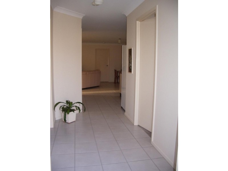 5 Robyn Street, Warwick QLD 4370