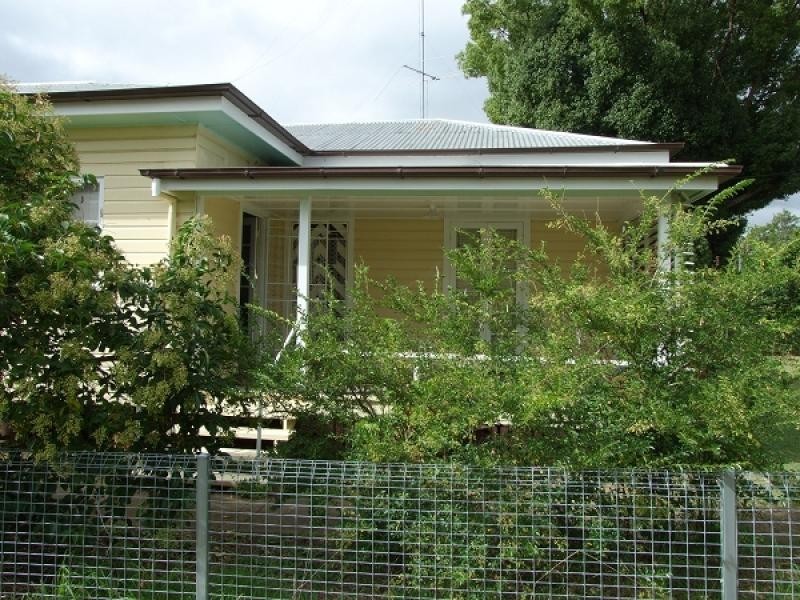 196 PALMERIN ST, Warwick QLD 4370