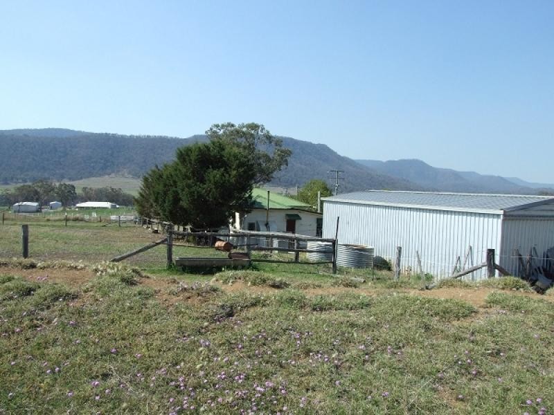1 Inverramsay Rd, Goomburra QLD 4362