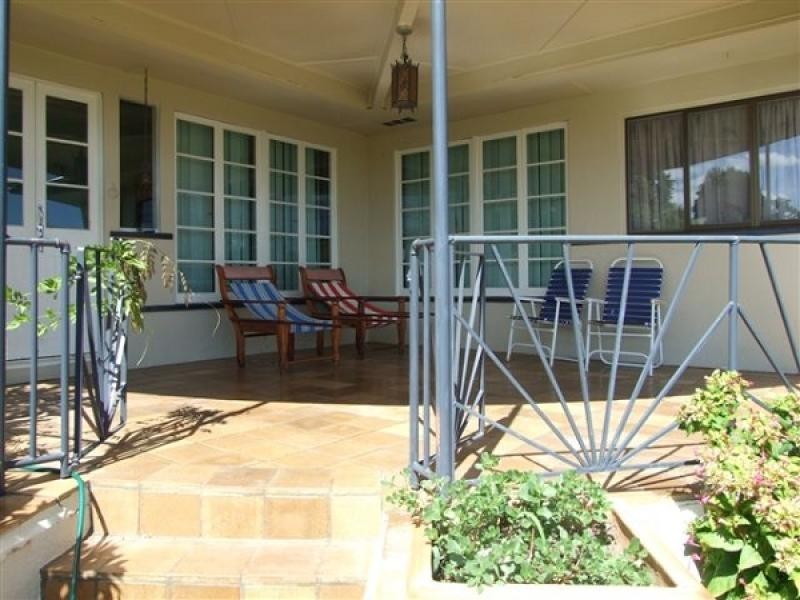 12 Braemar St, Warwick QLD 4370
