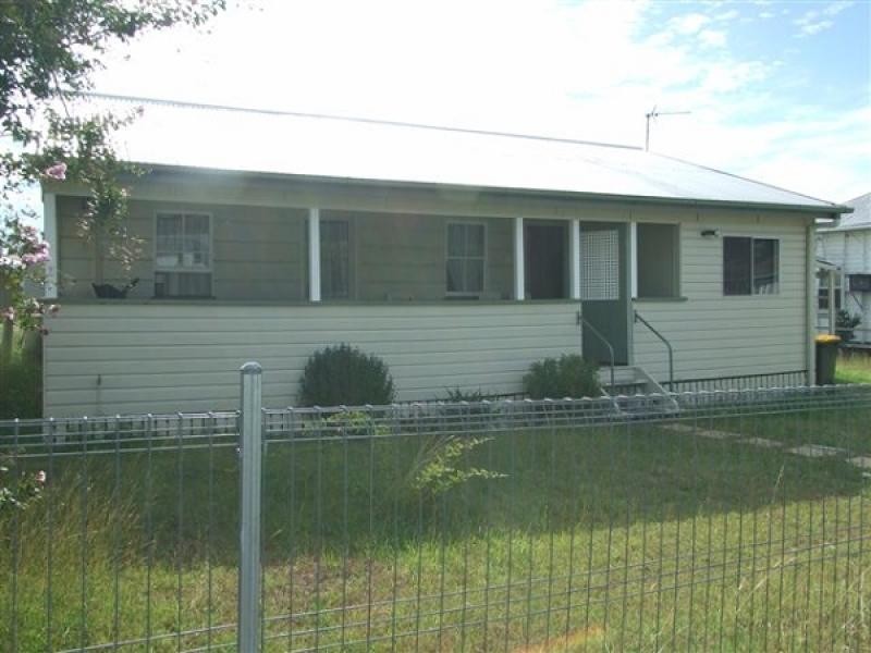 53 Myall Ave, Warwick QLD 4370