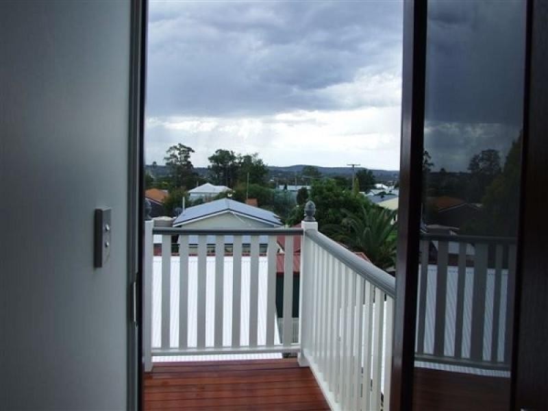 45 Locke St, Warwick QLD 4370