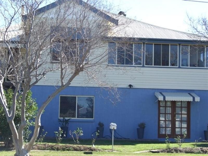 29 Lyons St, Warwick QLD 4370